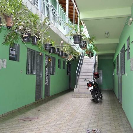 Hospedagem Centro Champagnat ロンドリーナ エクステリア 写真